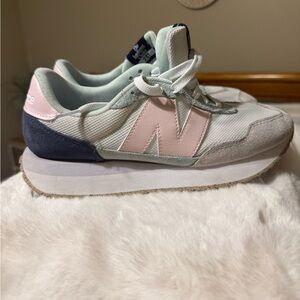New Balance Women's Pink & Mint Retro Runner Sneaker